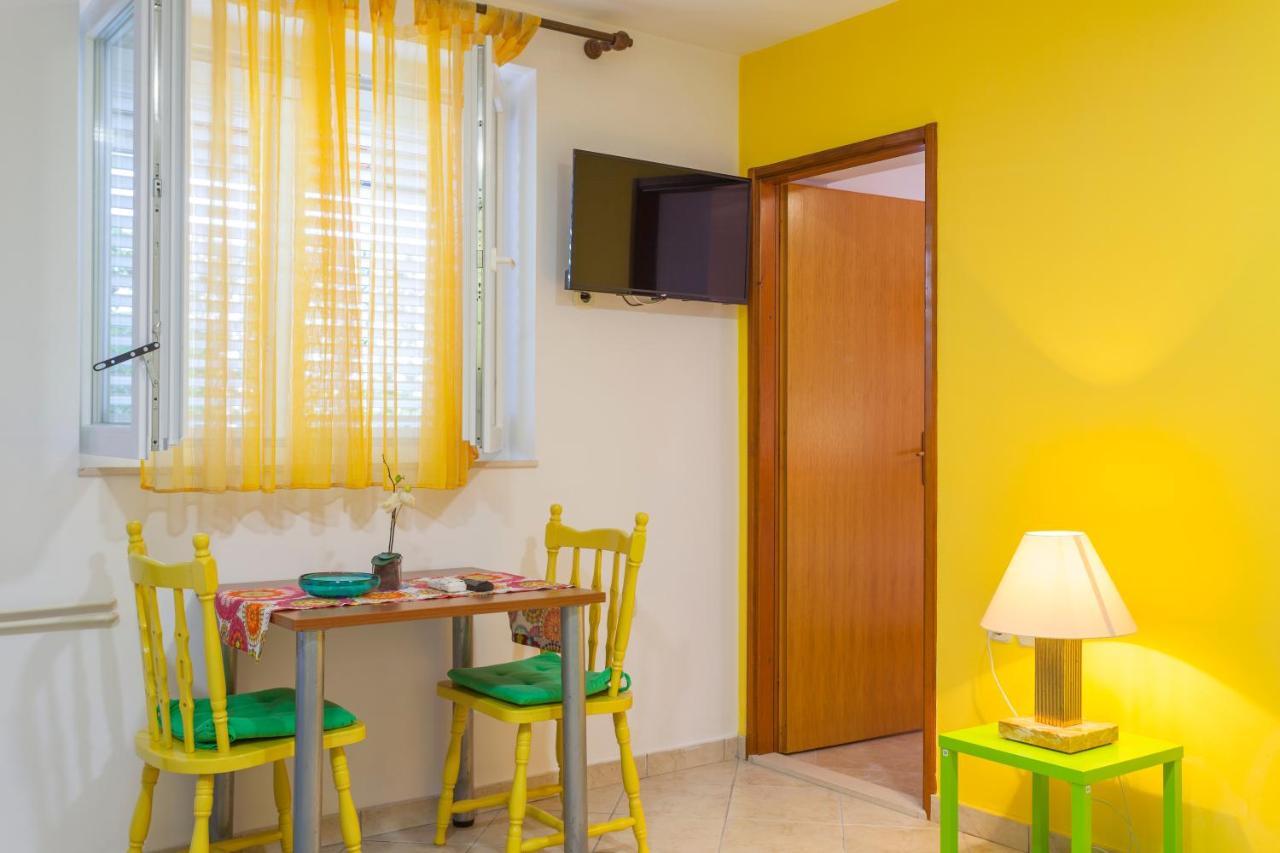 Apartments & Rooms Alagic Макарска Екстериор снимка