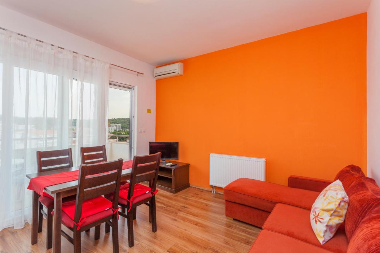 Apartments & Rooms Alagic Макарска Екстериор снимка