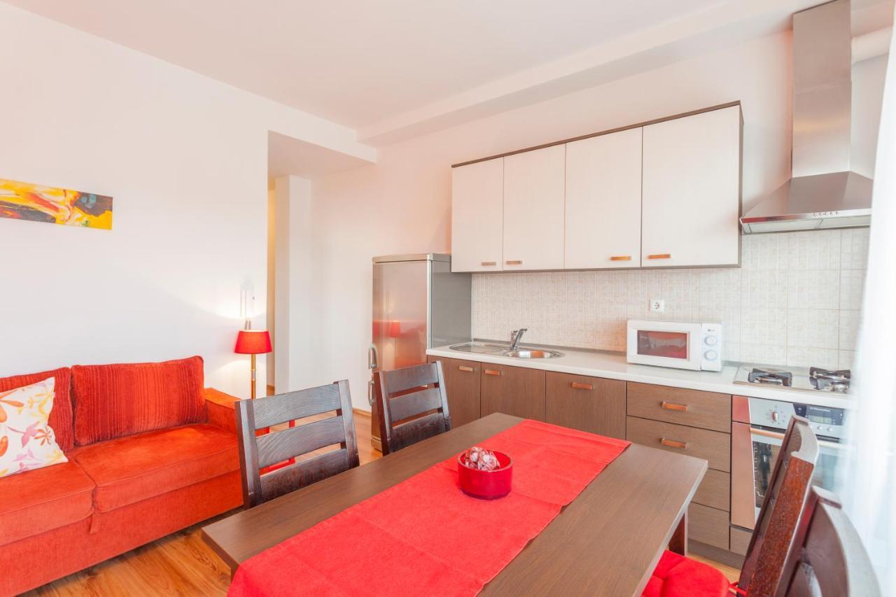 Apartments & Rooms Alagic Макарска Екстериор снимка