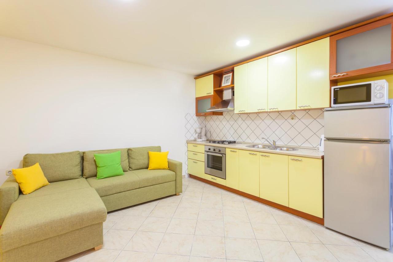 Apartments & Rooms Alagic Макарска Екстериор снимка