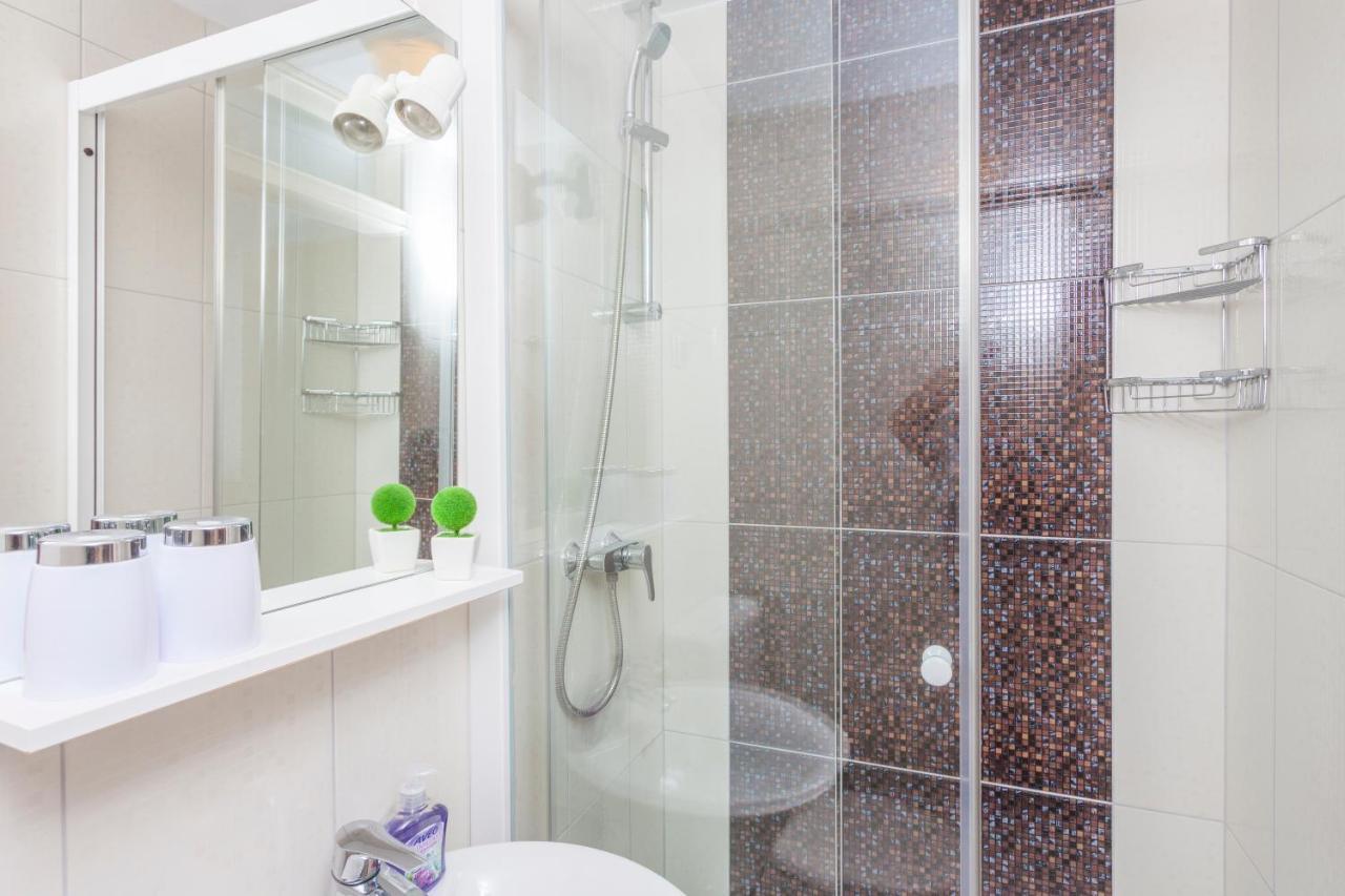 Apartments & Rooms Alagic Макарска Екстериор снимка