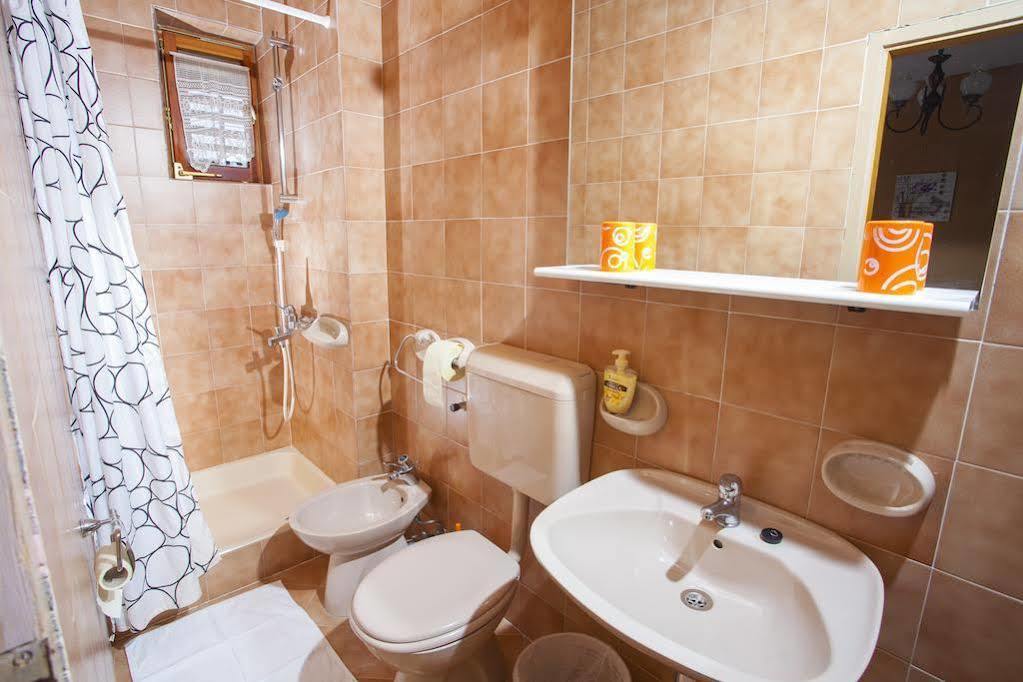 Apartments & Rooms Alagic Макарска Екстериор снимка