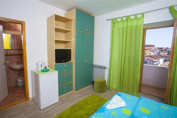 Apartments & Rooms Alagic Макарска Екстериор снимка